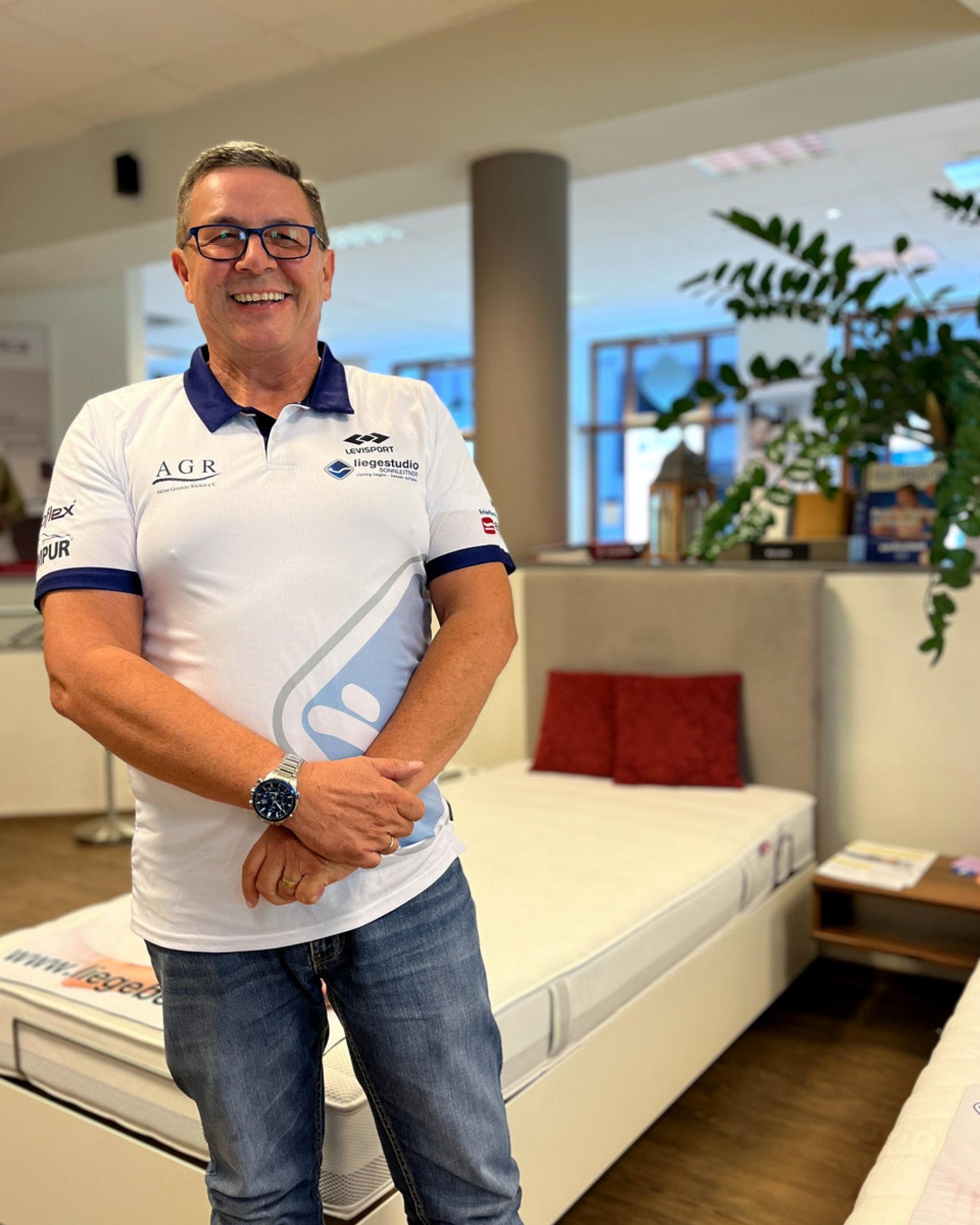 Walter Sonnleitner im Liegestudio Sonnleitner in Wien-Oberlaa